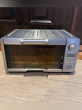 Breville Silver Countertop Convection  Oven Digital Controls lake house